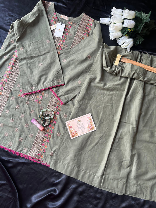 GULZUL | Mint Mist Signature 2-Piece embroidered short kurta Lawn